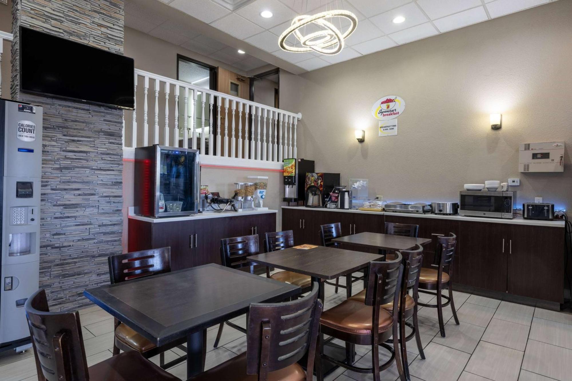 The Inn&Suites Sw Ομάχα Εξωτερικό φωτογραφία